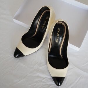 Sergio Rossi Cream and Black Pointed-Toe Heels